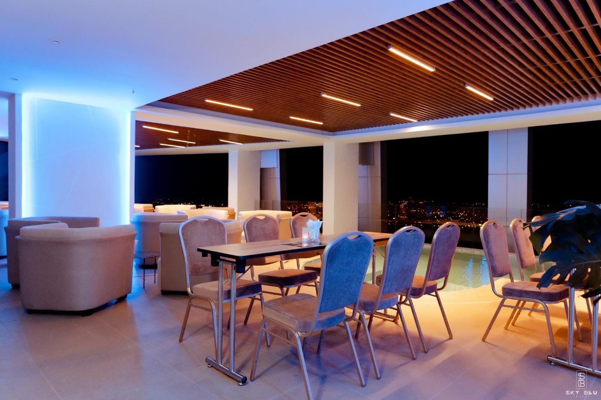 Coastal Panorama Oceanfront Suites Nha Trang Exterior foto